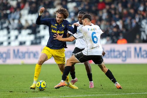 Yanis Massolin, la minge / Foto: Imago Images