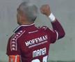 Cristi Manea, în lacrimi după Hermannstadt - Rapid, consolat de colegi / foto: captură Digi Sport