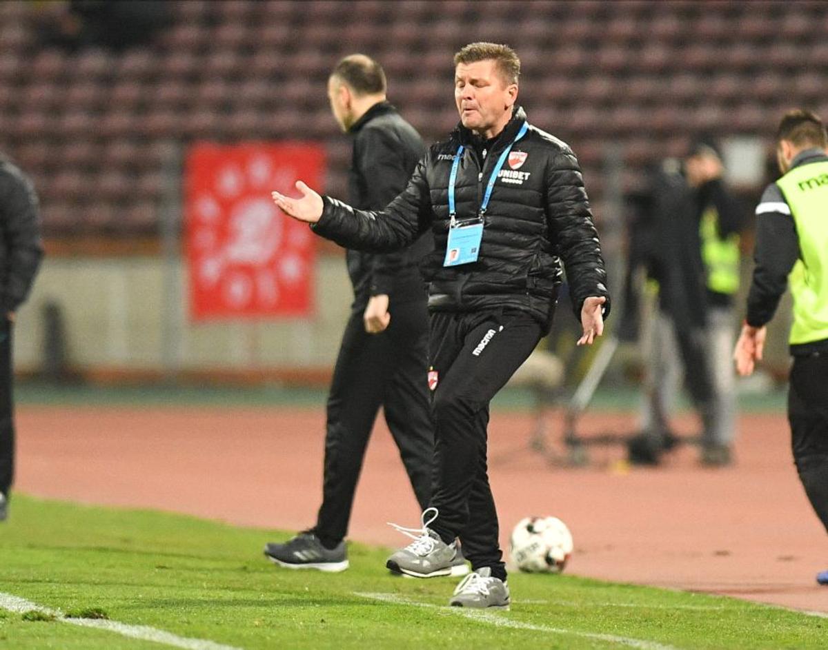 CLINCENI - DINAMO 0-1 // VIDEO EXCLUSIV Cristi Pulhac ia în calcul retrogradarea: „Mi-e frică! Echipa e vulnerabilă pe toate posturile”