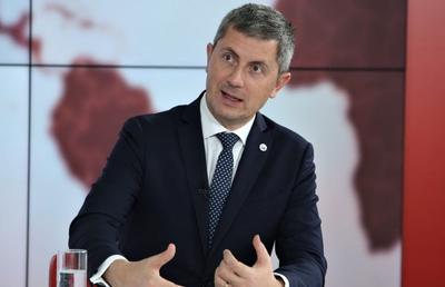 Cu ce echipă de fotbal ținea Dan Barna, vicepremierul României: „Plângeam când pierdea”