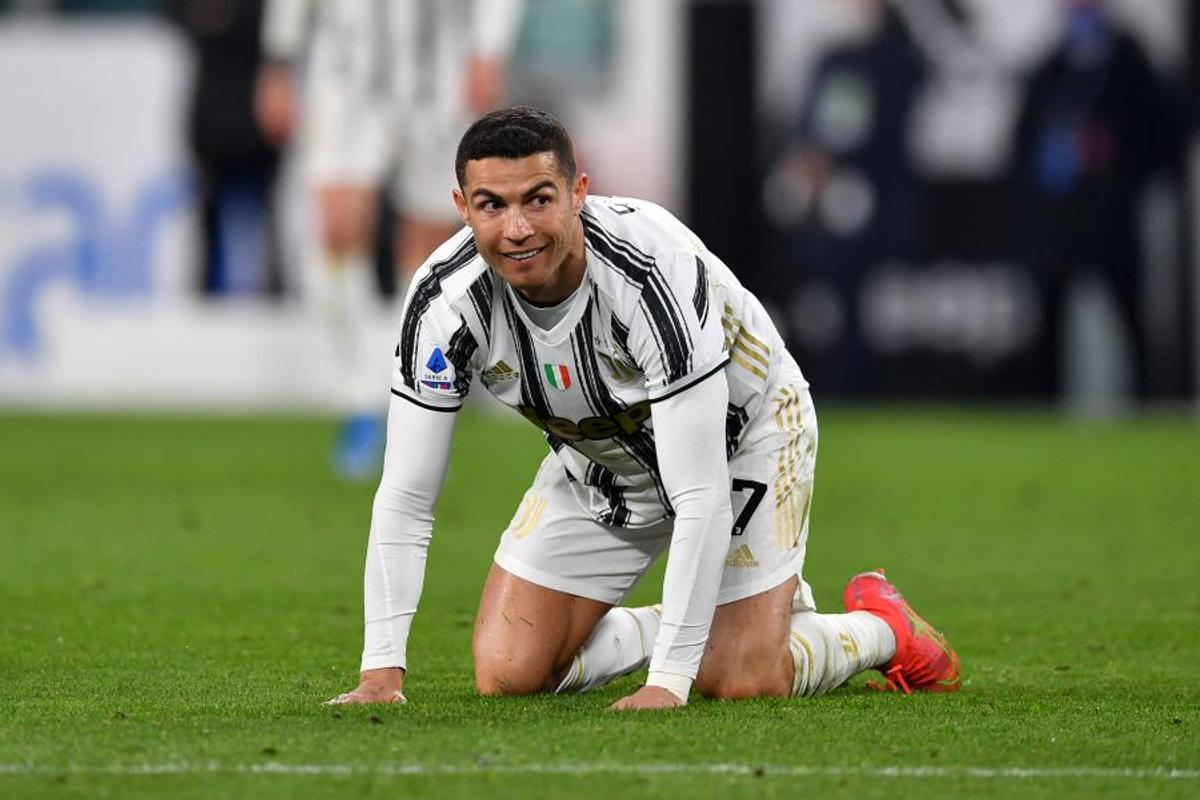 Boeing 767! În ziua în care Pelé s-a vaccinat, Cristiano Ronaldo i-a egalat recordul de goluri!