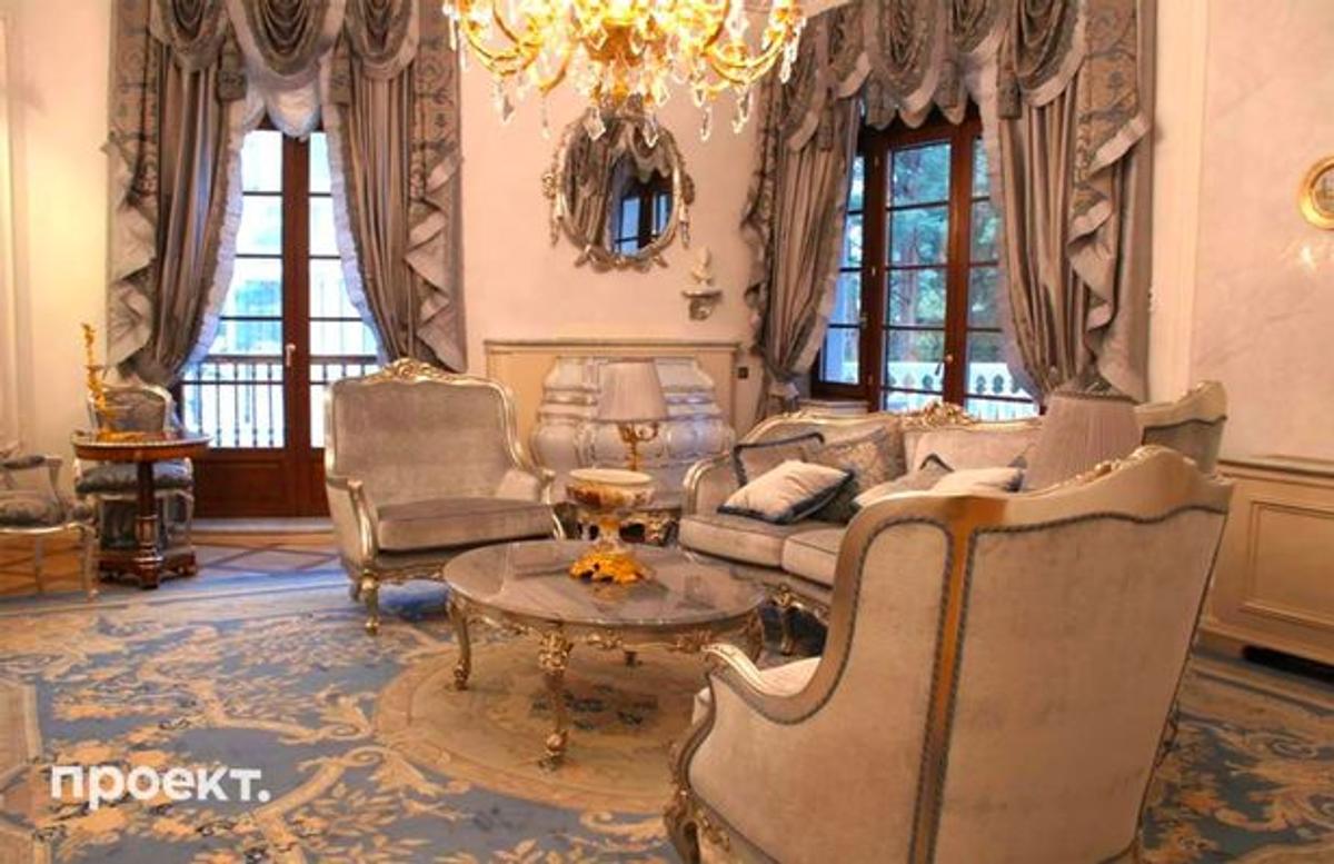 Vladimir Putin i-a cumpărat un penthouse de lux fostei gimnaste cu care se iubește! Imagini incredibile