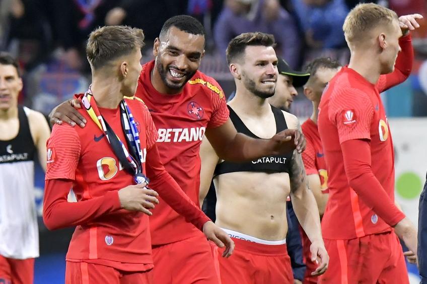 Jucătorii au aflat târziu că Leo Strizu e istorie la FCSB  / Sursă foto: GSP