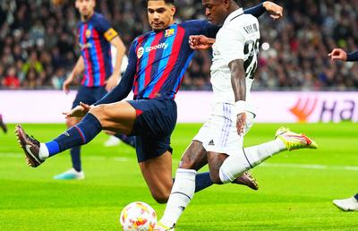 XAVIbus » Barcelona a renunțat la posesie, a parcat autobuzul și a intrat într-o nouă eră pe Bernabeu