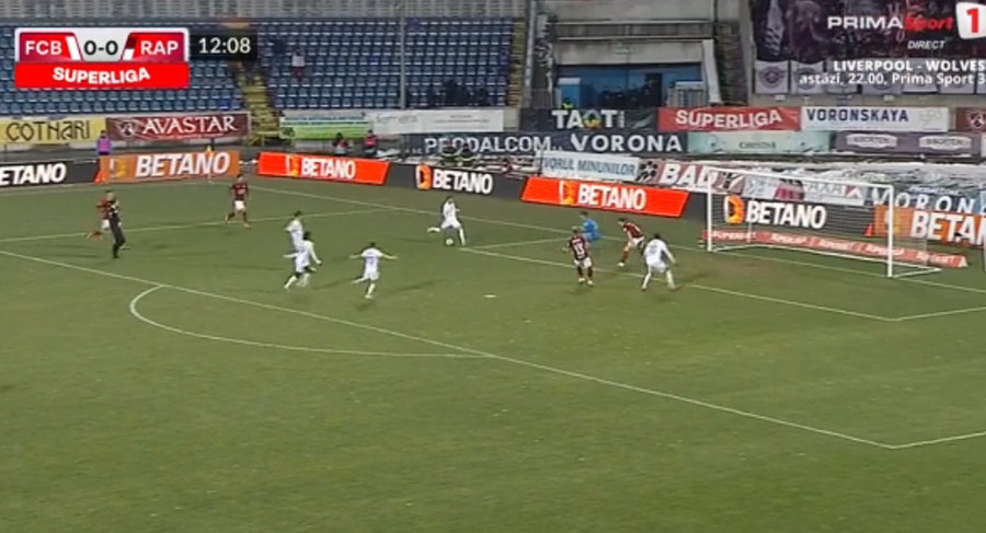 Faza săptămânii în Superliga » Un copil de clasa a 4-a a luat la rost vedeta echipei: „De ce n-ai pasat acolo?”