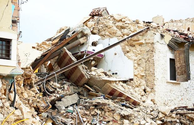 De teama cutremurului, românii și-au făcut RECORD de asigurări! Dar Libertatea publică azi un document EXPLOZIV: statul e vraiște, nu e capabil să protejeze asigurații!