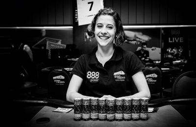 Cum să te descurci ca dealer profesionist de poker