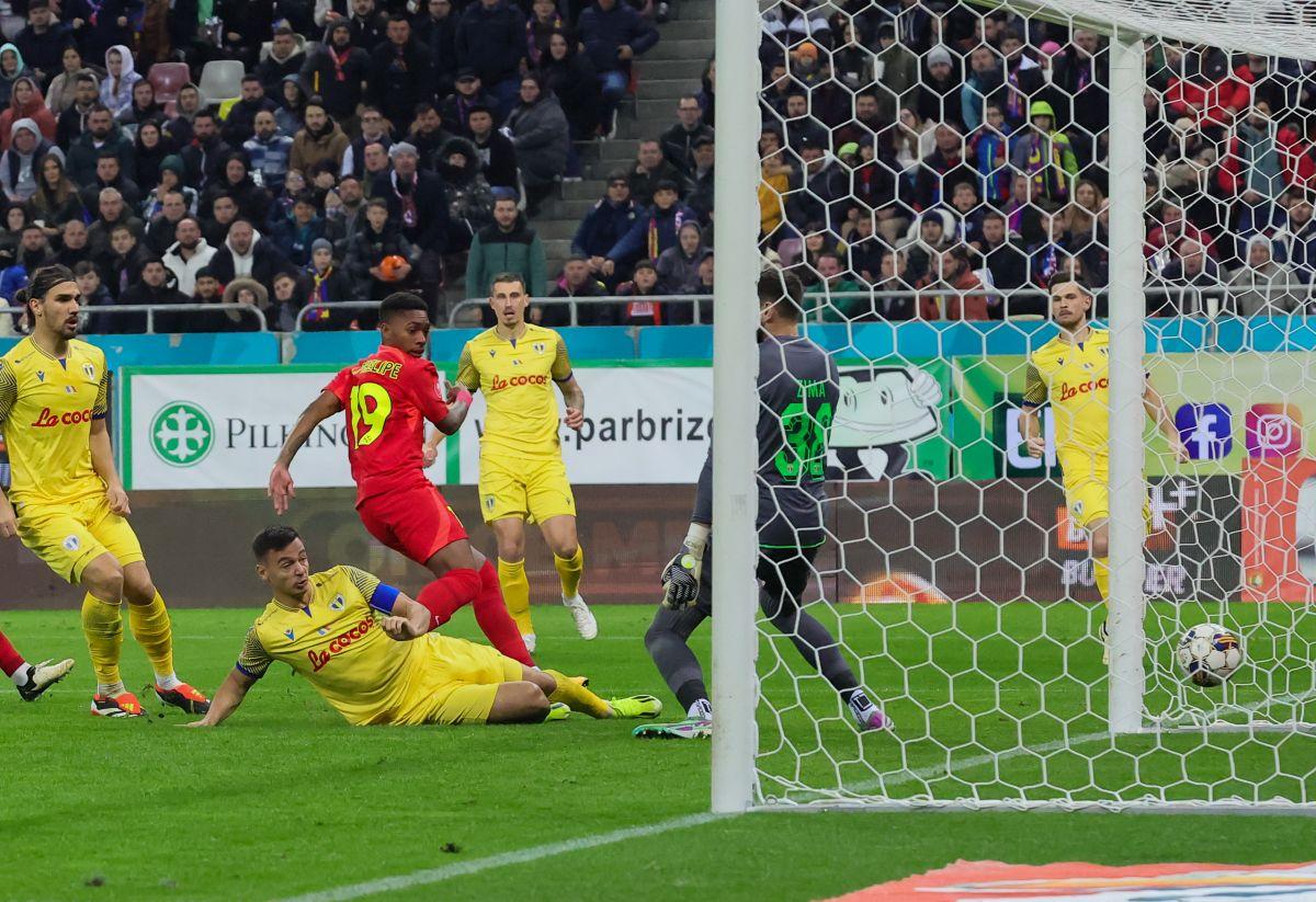 Ce a remarcat Raul Rusescu în FCSB - Petrolul: „Foarte bune! Petrescu avea o vorbă”