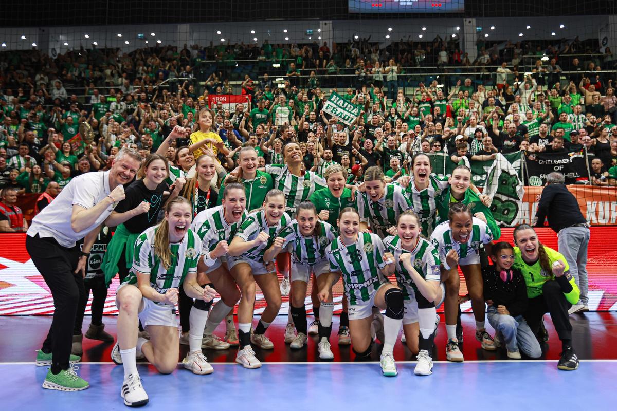 Gyor, marea favorită la câștigarea Ligii Campionilor la handbal feminin, a pierdut primul trofeu al sezonului! Învinsă în finala Cupei Ungariei