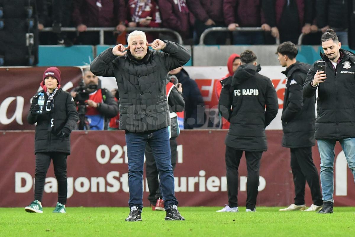 Imagini incredibile în conferința lui Șumudică, după Rapid - FCSB » Suporteri „sub acoperire” s-au așezat pe locurile din față: ce a urmat