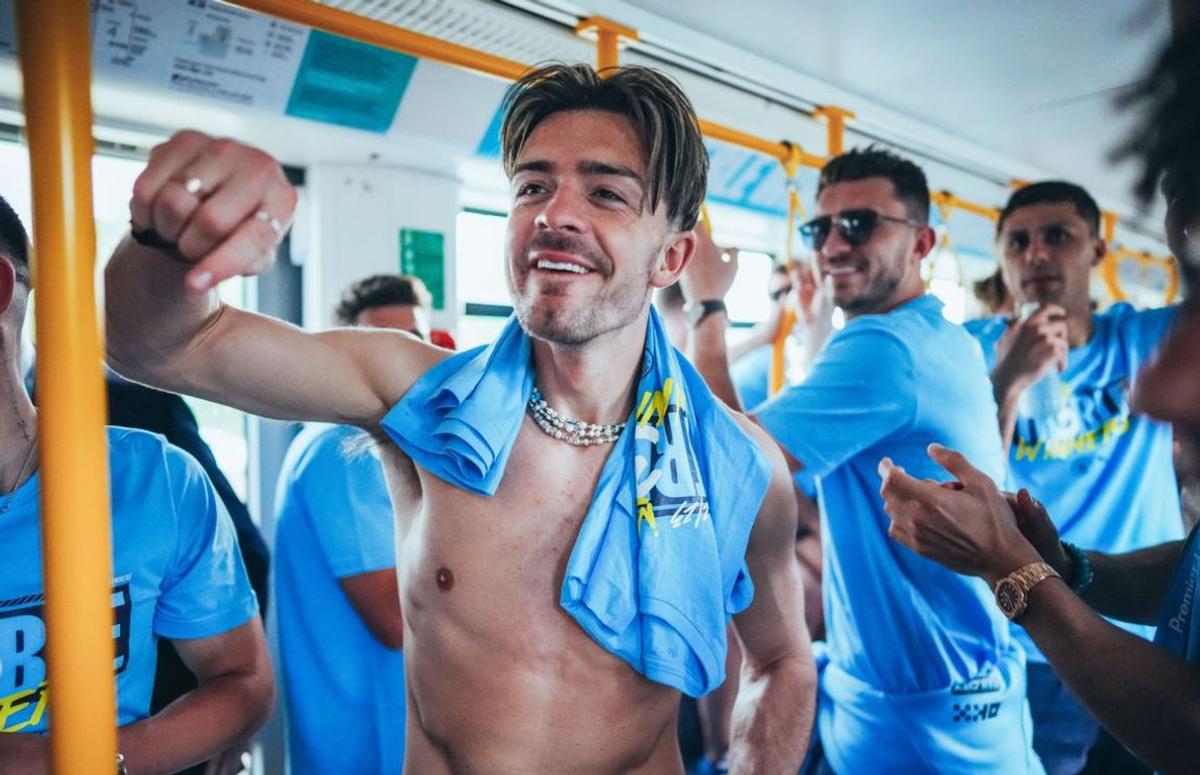 Jack Grealish, surprins de paparazzii într-o cârciumă cu bere ieftină