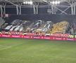 Spectacol în Dinamo - Hermannstadt! » Trei scenografii BLITZ afișate de ultrași în 5 minute: „În cinstea noastră, câinilor”
