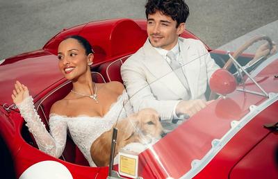 Nuntă ca în filme! » A plimbat-o pe Alexandra într-un Ferrari din 1957 pe străzile din Monte Carlo: „Cel mai stilat cuplu”