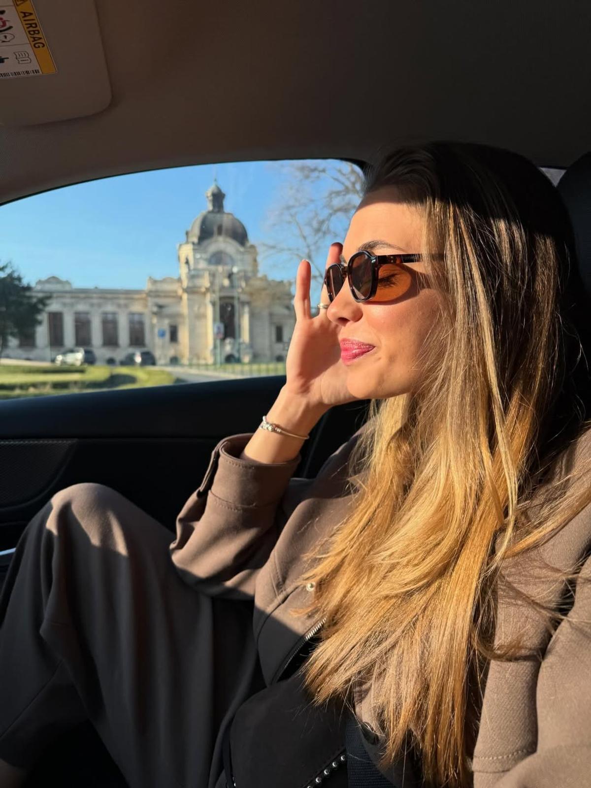 Paula Arcos și Kinga Janurik, relație
