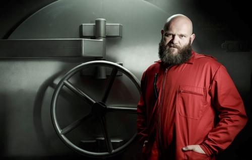 Darko Peric îl interpretează pe Helsinki în serialul de mare succes „La Casa de Papel”