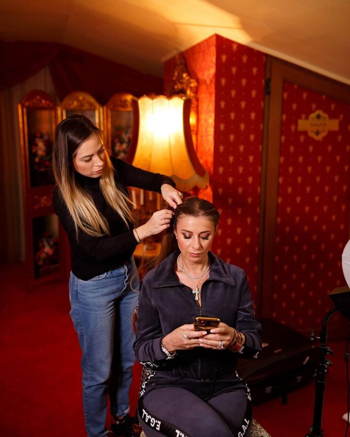 FOTO&VIDEO Anamaria Prodan, pictorial incendiar: în rochie de mireasă și fără lenjerie intimă