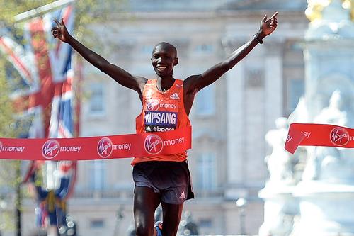 Wilson Kipsang la fianlul unei curse foto: Guliver/GettyImages