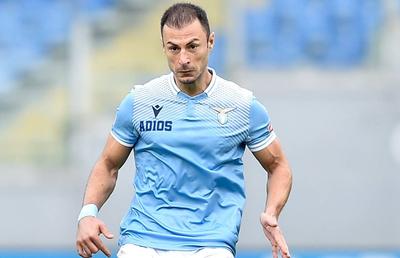 Ștefan Radu e jucătorul cu cele mai multe meciuri în istoria lui Lazio Roma! A bătut azi recordul lui Favalli!