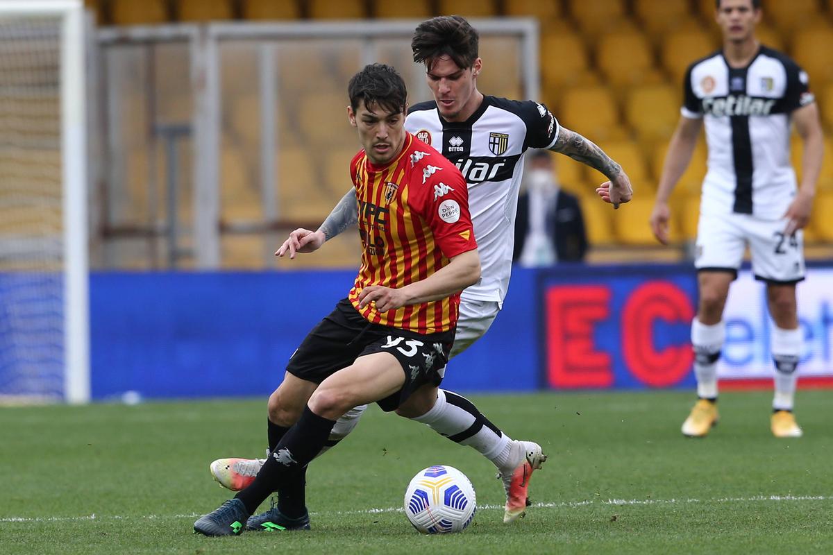FOTO BENEVENTO - PARMA, GOL DENNIS MAN