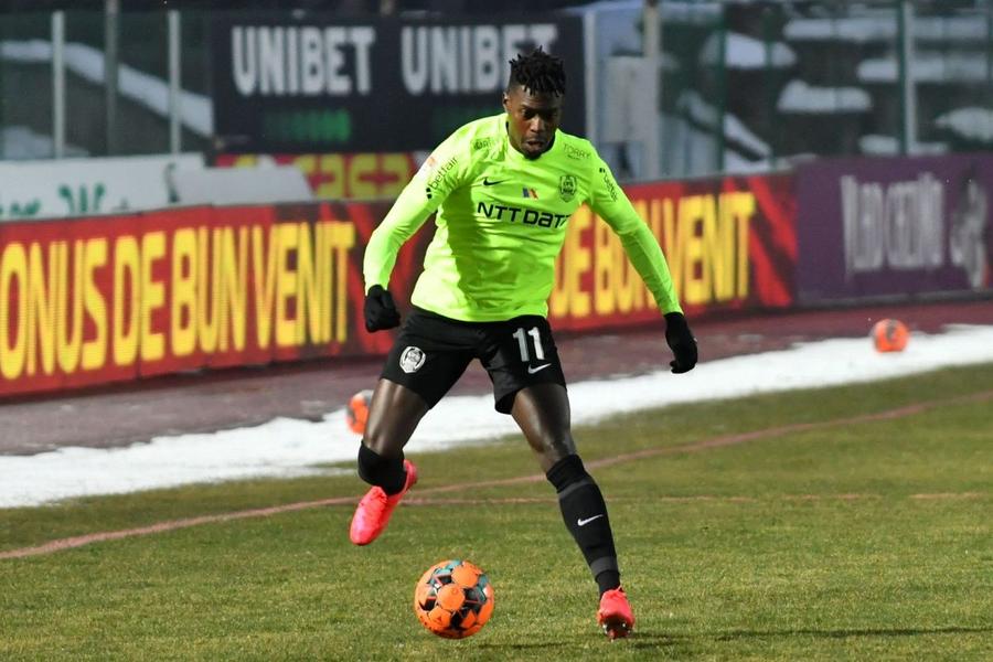 Încă o lovitură pentru CFR Cluj: jucător depistat cu COVID-19, ratează meciul cu Dinamo