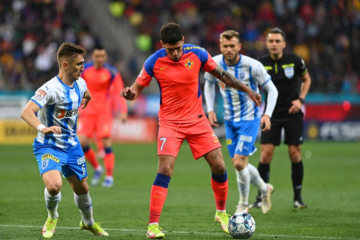 „Nu-mi place!” » Un titular de la FCSB, contestat în direct: „La noi vin doar jucători luați de pe internet!”