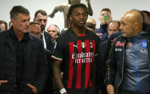 Paolo Maldini îi răspunde obraznic rivalului Luciano Spalletti