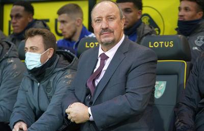 Benitez, văzut drept salvator: contactat de echipa din Premier League care și-a demis antrenorul