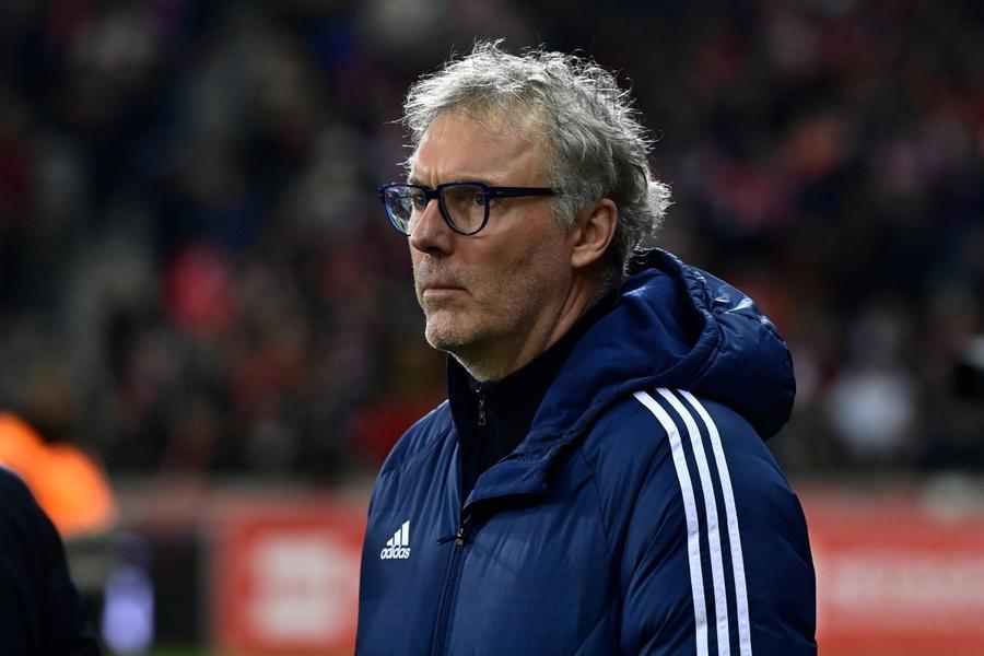 Laurent Blanc. Foto: Imago Fostul antrenor al lui PSG subliniază problema regăsită la campioana Franței: „Am simțit-o cu toții”