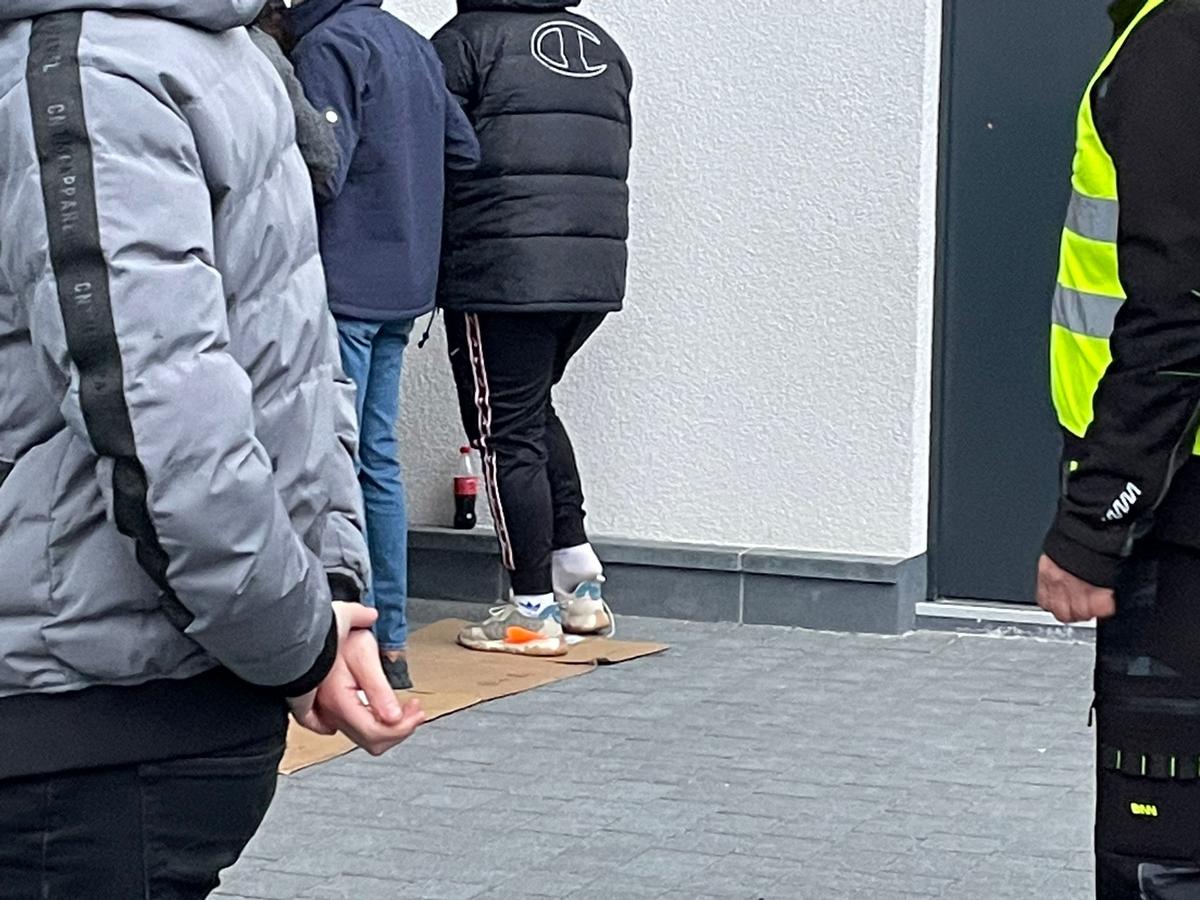 Gheorghe Mustață n-a intrat pe stadion la Sepsi - FCSB: „M-a sunat MM, mi-a zis că a vorbit. E păcat, dar prefer să stau aici lângă suporteri!”