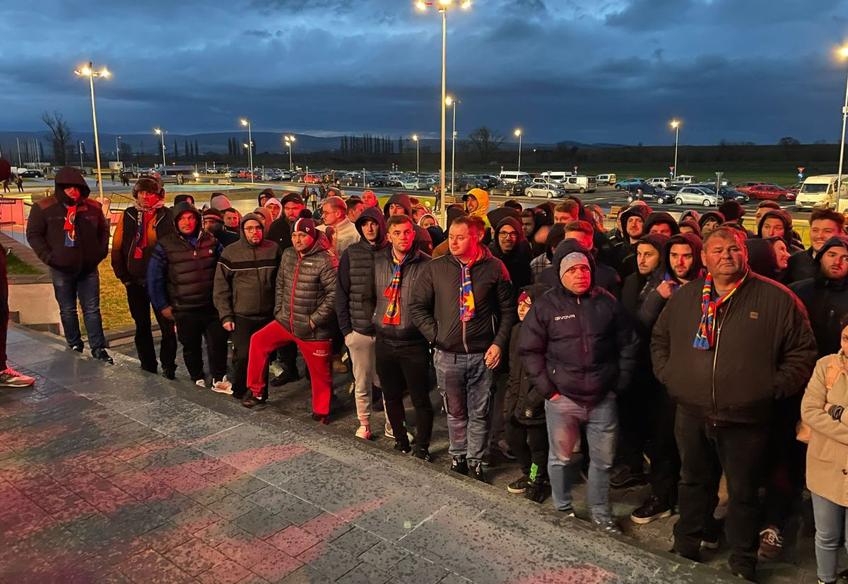 Aproximativ 70 de susținători ai celor de la FCSB nu au putut pătrunde pe stadion la meciul cu Sepsi Sf. Gheorghe, din runda secundă a play-off-ului Ligii 1.