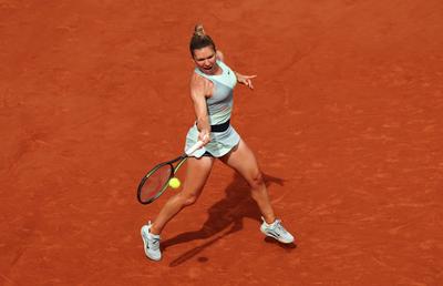 Simona Halep revine pe suprafața care i-a adus nouă trofee în trecut » Incredibil: cât timp a trecut de la ultimul meci pe zgură