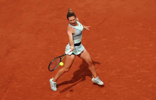 Simona Halep revine pe suprafața care i-a adus nouă trofee în trecut » Incredibil: cât timp a trecut de la ultimul meci pe zgură