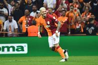Fanii lui Galatasaray și-au votat golgheterul la alegerile administrative din Istanbul, în care partidul președintelui Erdogan a fost învins după 22 de ani!