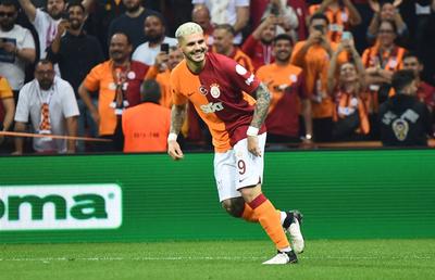 Fanii lui Galatasaray și-au votat golgheterul la alegerile administrative din Istanbul, în care partidul președintelui Erdogan a fost învins după 22 de ani!
