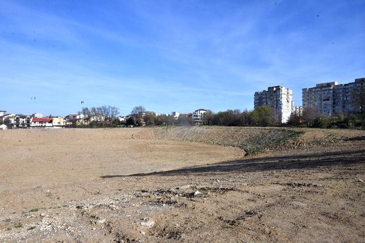 Imagini surprinse de fotoreporterul Gazetei pe șantierul stadionului din Constanța / FOTO: Cristi Preda