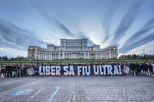 Imaginea zilei în peisajul ultra, Sud Steaua și Sud Dinamo împreună