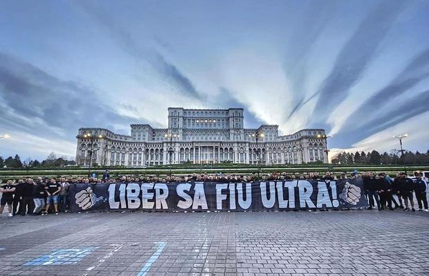 Imaginea zilei în peisajul ultra: „Istorie! A reușit Jandarmeria ce n-a reușit nimeni”