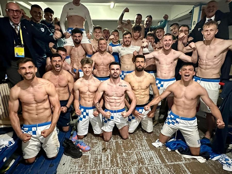 Imaginea din „sferturile” Cupei României Betano care l-a dat pe spate pe Panduru: „Pfai de capul meu! Nu știu ce cocs le dă”