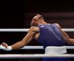 Noua senzație a boxului mondial » Își face KO adversarii în pași de dans și are o poveste de viață impresionantă: dat afară de la școală, prânz în toalete și un moment dureros