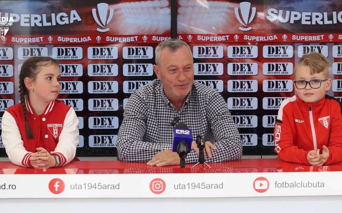 Conferință Mircea Rednic alături de copii