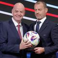 Gianni Infantino și Aleksander Ceferin. FOTO: Imago