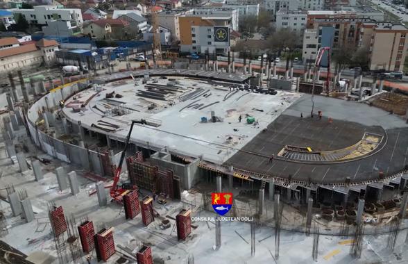 Arena multifuncțională din inima orașului capătă contur » Imaginile spectaculoase surprinse azi pe șantier