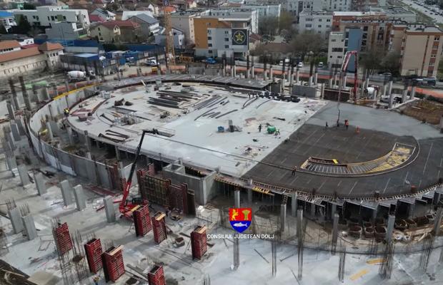 Arena multifuncțională din inima orașului capătă contur » Imaginile spectaculoase surprinse azi pe șantier
