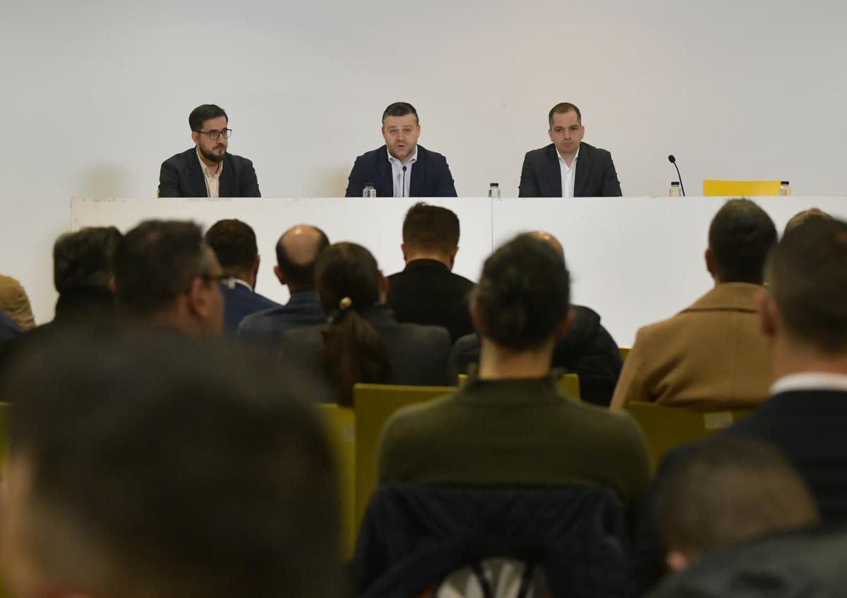 Ciprian Ciucu: „Vor 8 milioane de euro! Îmi pare rău, nu am!” » Disputa care blochează noua sală polivalentă din București