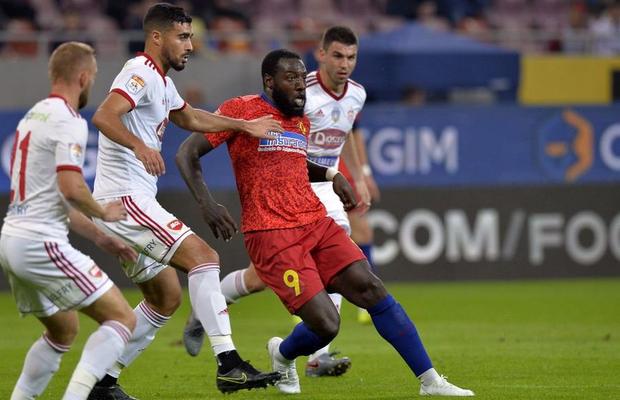 FCSB. Gigi Becali a pus ochii pe atacantul unei rivale! E gata să-l dea la schimb pe Harlem Gnohere