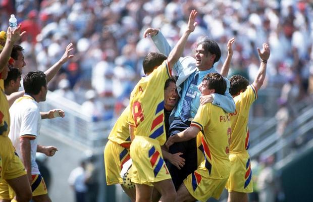 Anghel Iordănescu împlinește astăzi 70 de ani! Gazeta îi dedică o ediție specială: Fotbalist! Superantrenor! General! Pseudopolitician!