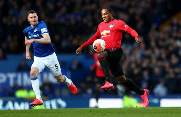 O idee incredibilă: unde s-ar putea juca ultimele 92 de meciuri din Premier League