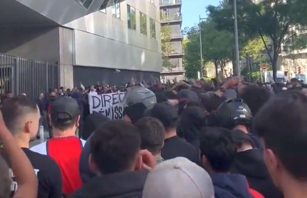 Suporterii lui PSG, protest anti-Messi la sediul clubului » L-au înjurat pe starul argentinian pentru „fuga” în Arabia Saudită