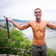 David Popovici și medaliile cucerite anul trecut, la Budapesta / FOTO: Raed Krishan