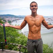 David Popovici și medaliile cucerite anul trecut, la Budapesta / FOTO: Raed Krishan
